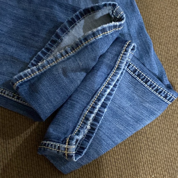 Women’s Silver 32/33 jeans inseam 31” flat across the waist 17.5” - Picture 12 of 13